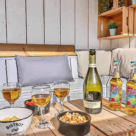 Apartament Appart Cosy Terrasse Gare De Nîmes Zewnętrze zdjęcie