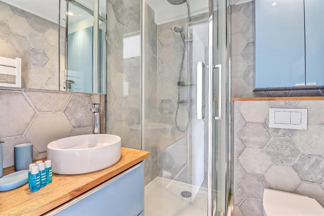 Apartament Appart Cosy Terrasse Gare De Nîmes Zewnętrze zdjęcie